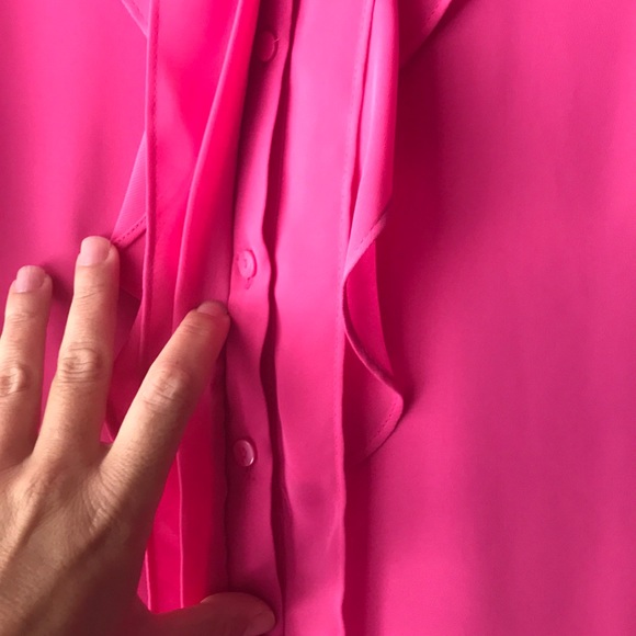 Worthington Blouse - Picture 2 of 3